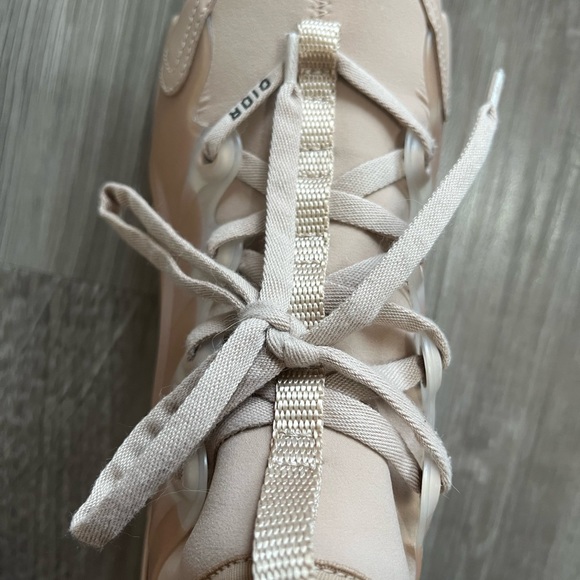 Dior D-Connect sneakers - Picture 6 of 14